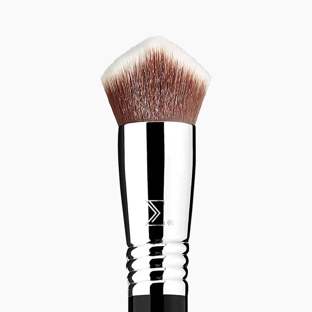 SIGMA BEAUTY 3DHD™ Kabuki Brush – Black