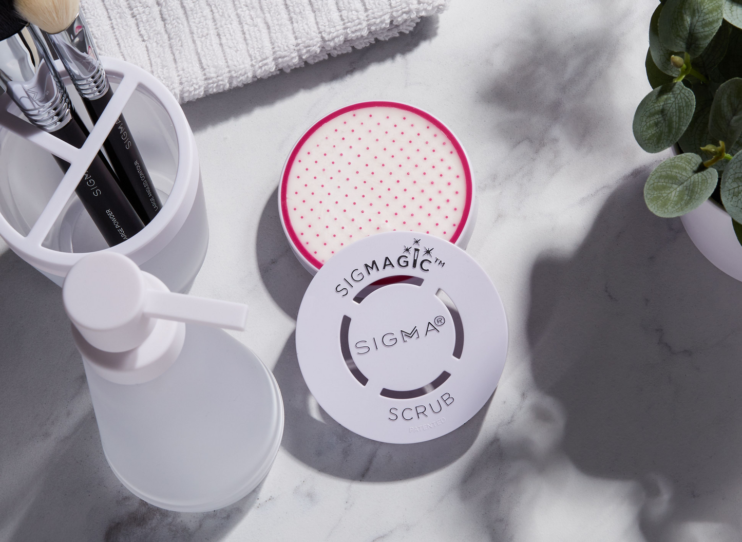 Sigma Beauty Sigmagic Scrub